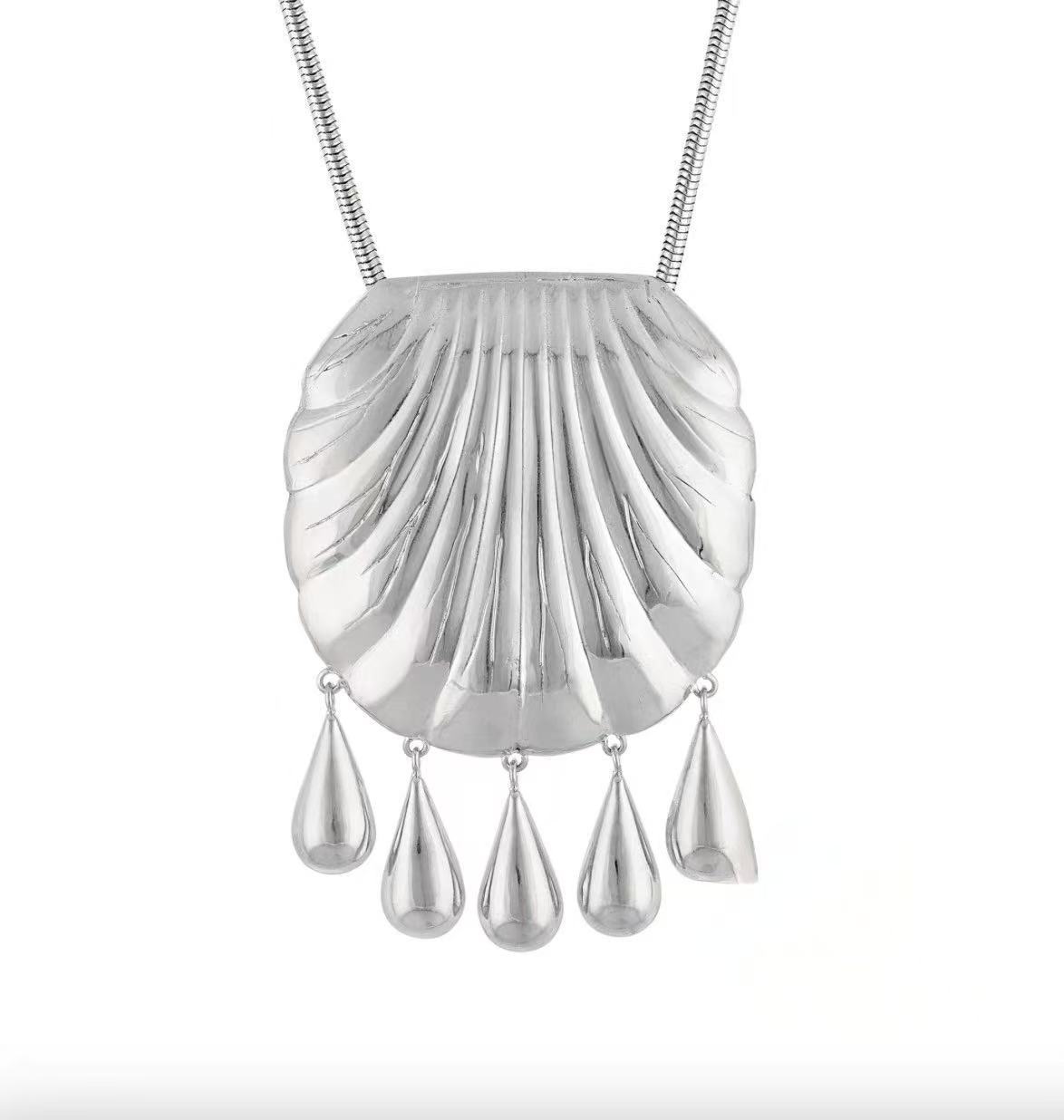 

Elegant Metal Shell Tassel Pendant Necklace for Women Crossbody Accessory Suitable for Parties High-End Feelings срібний