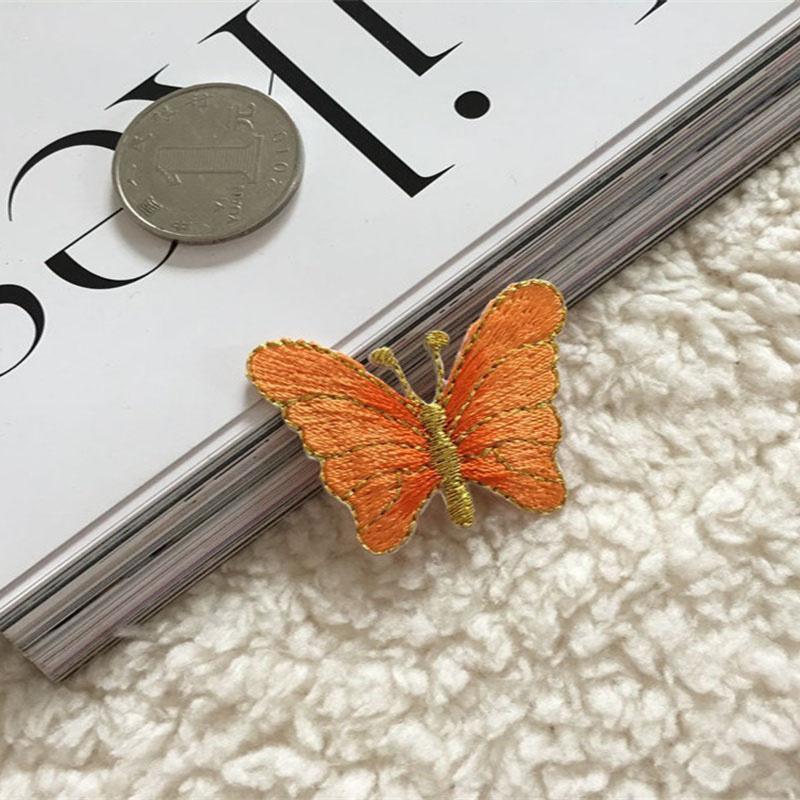 Naklejki na ubrania buty 10 szt. złota nitka motyl haftowana torba z materiału dekoracyjna naszywka pieczęć Diy akcesoria klej wzór z dziurką aplikacja