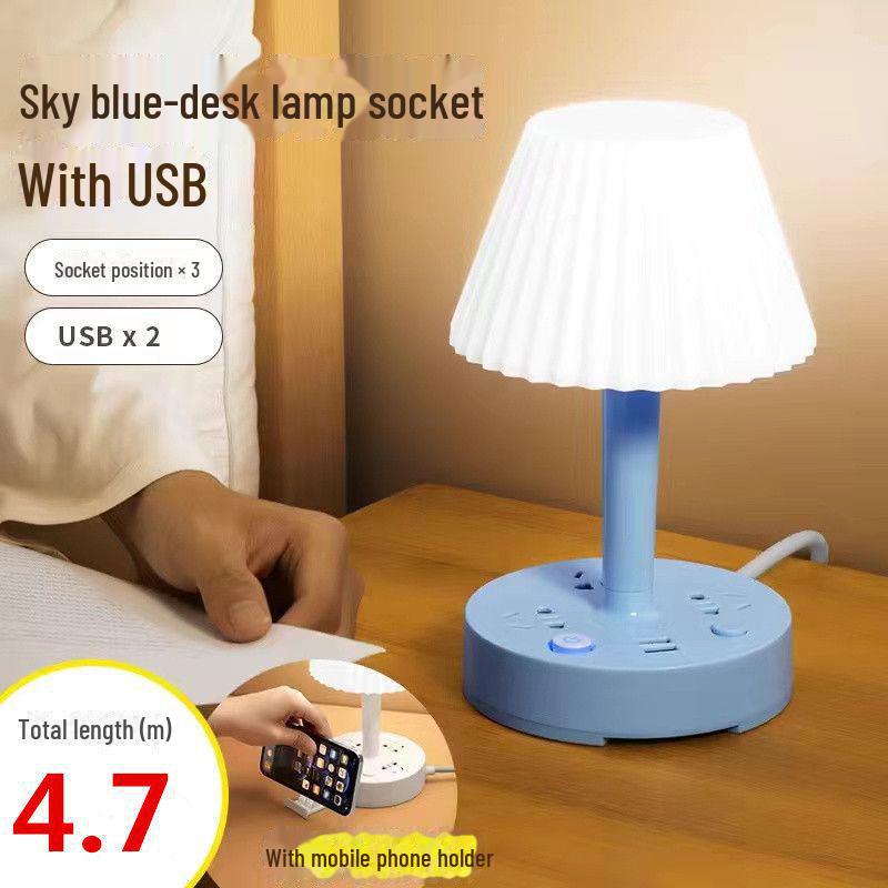 LED Nachttischlampe mit USB-Ladeanschluss und mehreren Steckdosen