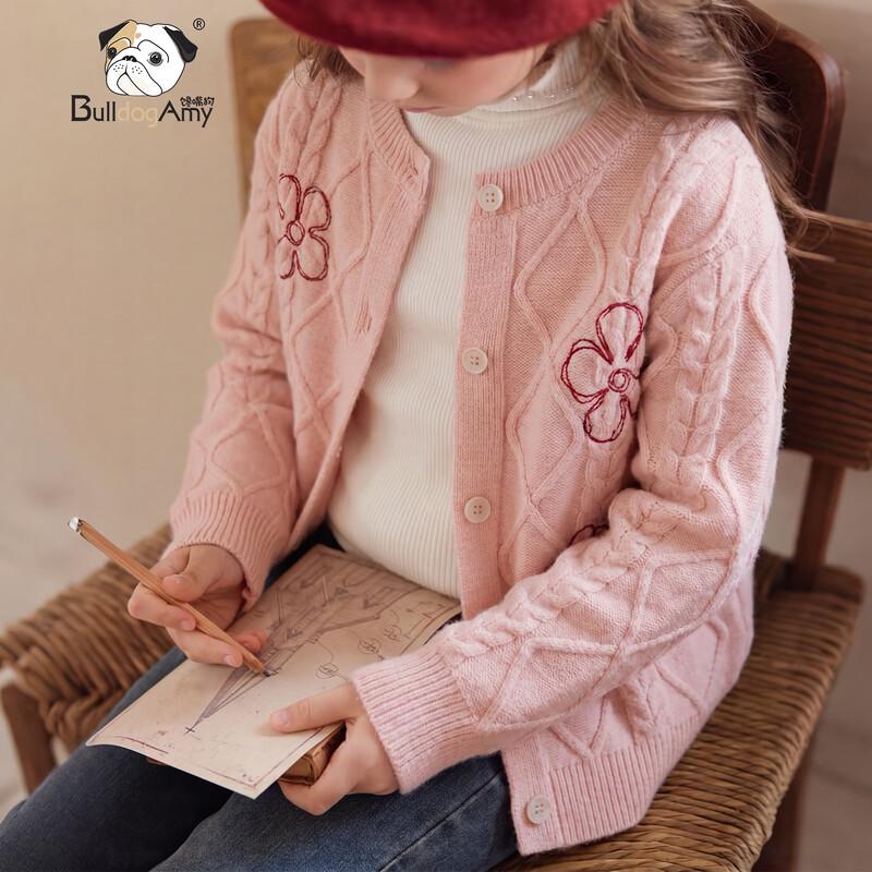 Handgestrickter Cardigan für Mädchen mit Stickerei