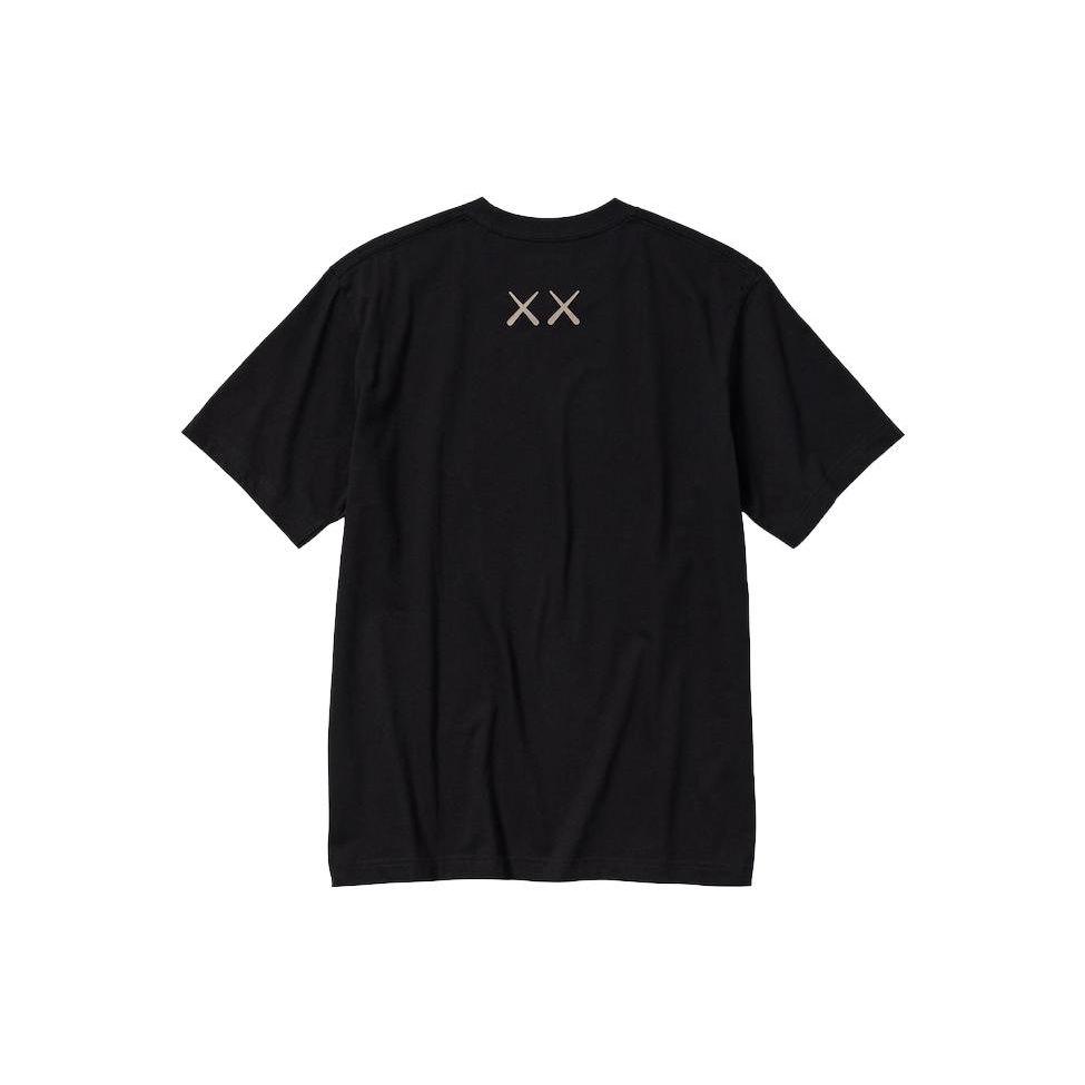 Uniqlo X Kaws Spolupráce SS23 Objímající panenka Potisk Kulatý výstřih Krátký rukáv Tričko Unisex Top Černá 467775-09