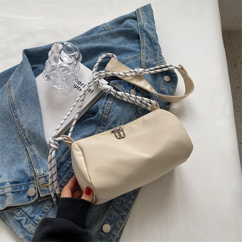 Trendy 2023 Korean Nylon Fabric Women's Shoulder Bag With Chic Stitching Details