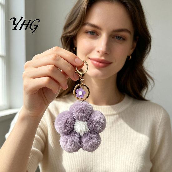 Soft Plush Charm Flower Keychain for Backpack, Fuzzy Floral Keyring Handbags Decorative Accessory Bag Charm, Women Girls Lightweight