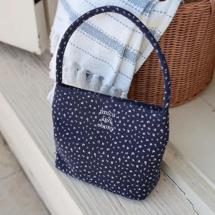 Nearest Bag _ Flower Navy
