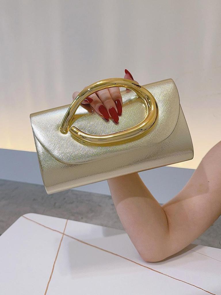 Sophisticated High-End Clutch: Elegant Evening Bag for Stylish Women