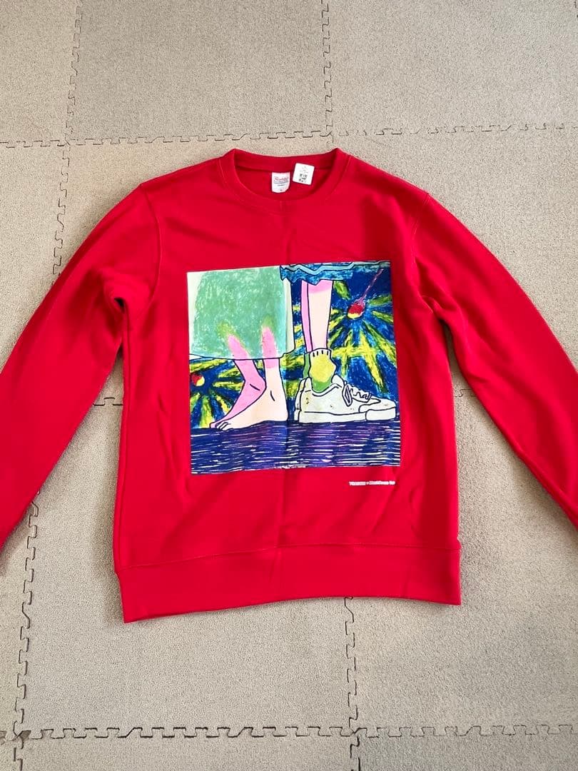 

[USED] YOASOBI Printstar Red Sweatshirt, Size L, Art Print