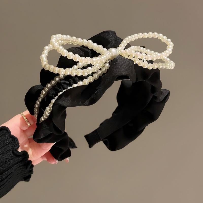 Exquisite Pearl Bow Pleated Headband: Trendy & Versatile Hair Accessory
