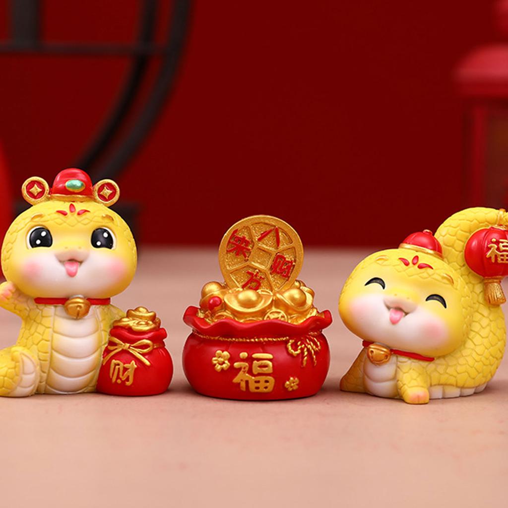 2025 Rok Węża Ornament Kreskówkowy Szczęśliwy Wąż Figurka Mikro Krajobraz Wnętrze Samochodu Dekoracja na Biurko Domowe