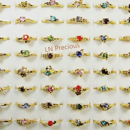Classic small diamond alloy ladies' ring, zirconia and crystal ring jewelry accessory