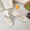 Modetrend Leopardenmuster Keilabsatz Zehensandalen Schuhe Damen Sommerbekleidung 2025 neue höhenverstärkende vielseitige coole Slipper