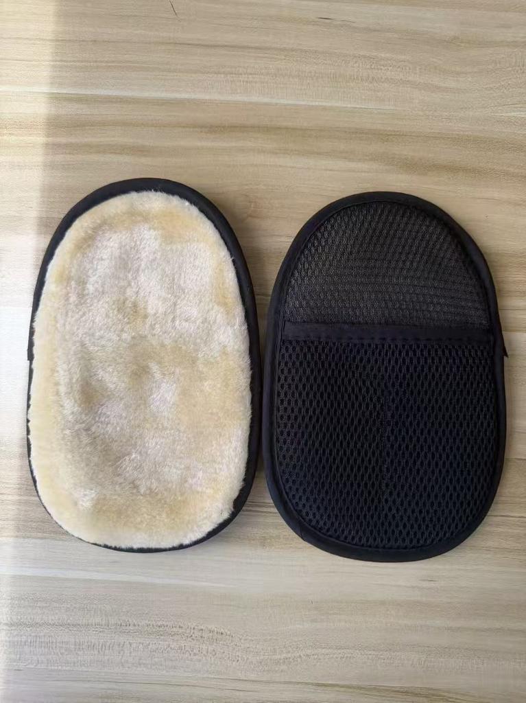 Microfiber Car Cleaning Mitt Lint-Free High Absorption Auto Interior Detailing Glove Dashboard Window Washing Tool