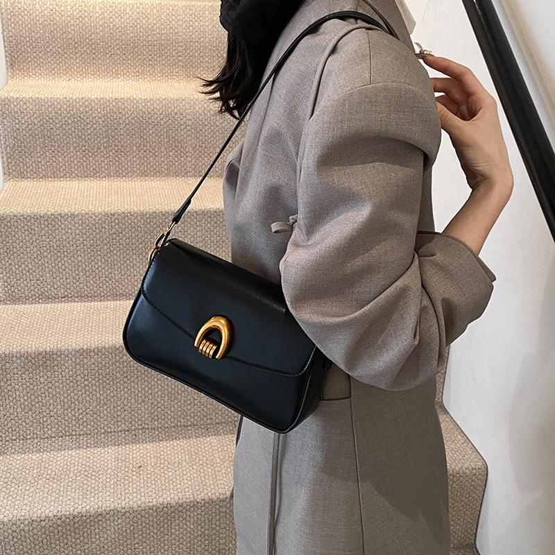 2025 New Winter Simple and Fashionable Women's Handbag Versatile Single Shoulder Oblique Span Solid Color Women's Bag