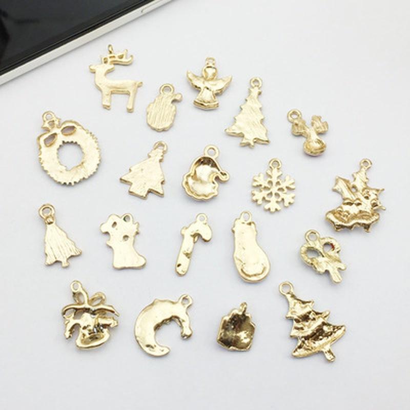 19pcs Mixed Christmas Hanging Ornaments DIY Jewellery Pendants Xmas Decoration 19pcs Mixed Christmas Hanging Ornaments DIY Jewellery Pendants Xmas Decoration