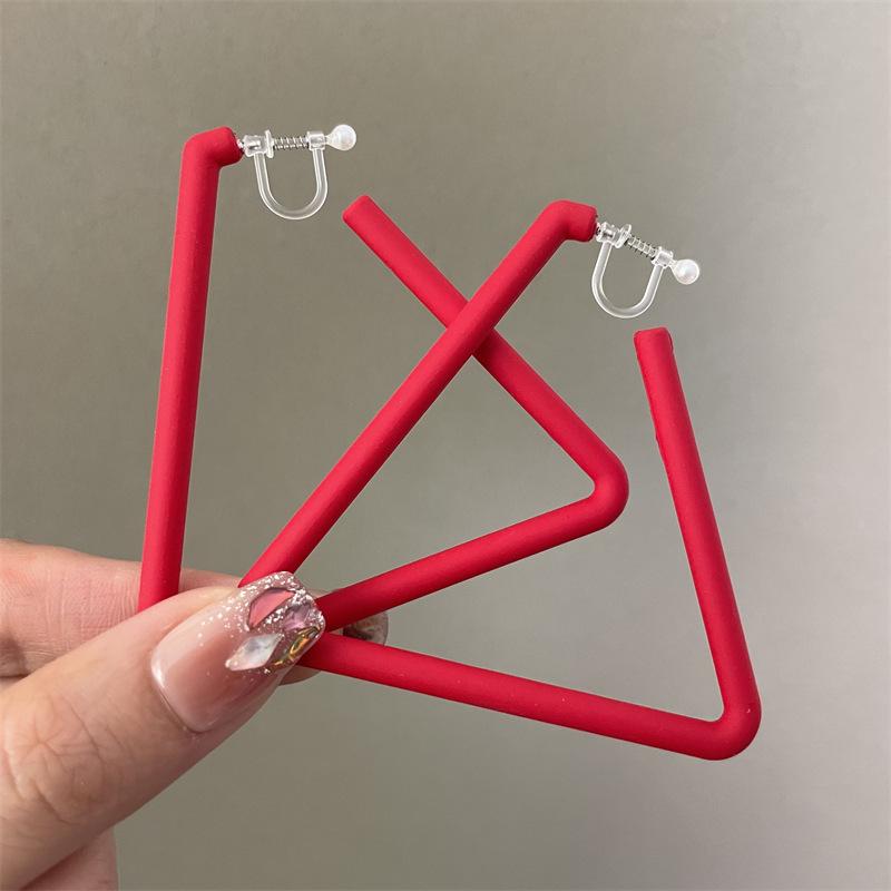 New Color-expanding Triangular Rubber Paint Texture Personalized Earrings for Women
