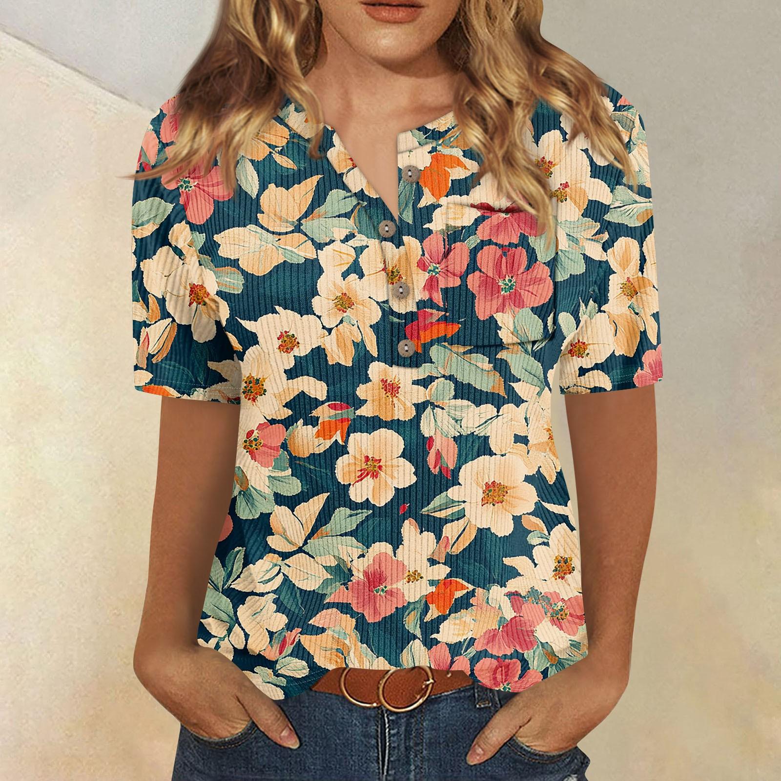 

Женская футболка с коротким рукавом и принтом в полоску и воротником-стойкой M