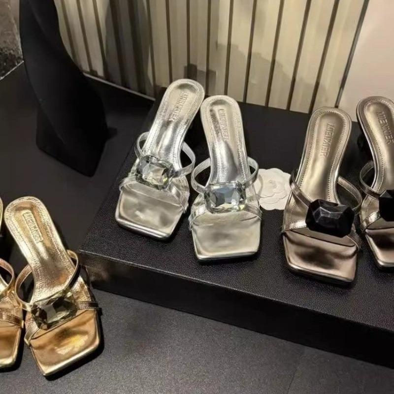 High-end rhinestone cool slippers women's summer new outer wear square head exquisite temperament silver high heels sandals
