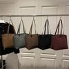 Large capacity fashionable and versatile large bag women's new trendy tote bag textured shoulder armpit bag