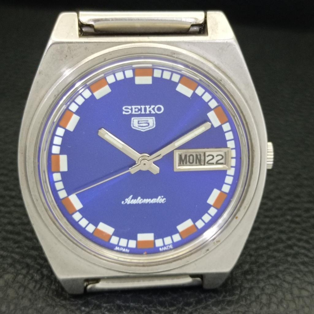 VINTAGE SEIKO 5 AUTOMATIC 7006A JAPAN MENS BLUE COLOR DIAL WATCH a701636-5 R206c-a701636