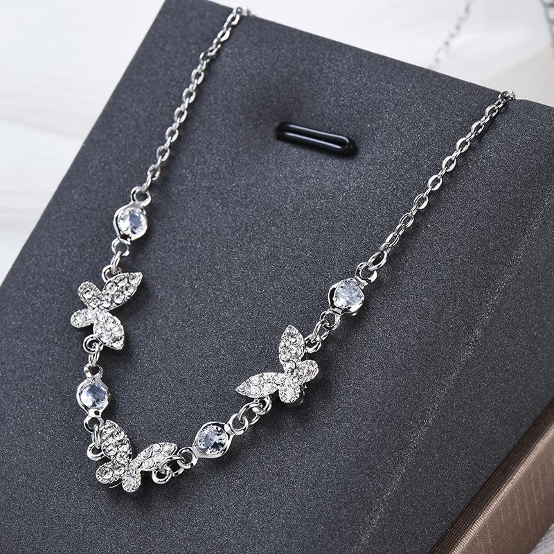 2022 Ins Personalized Simple Wind Three Butterflies Collarbone Chain Femininity Sweet Single-Layer Necklace