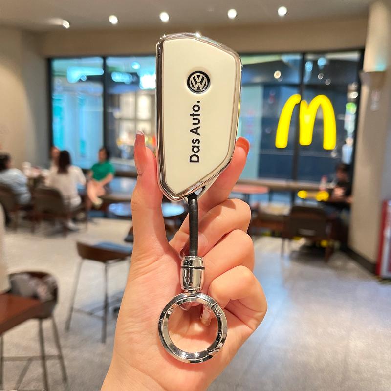 New 3 Buttons TPU Car Smart Remote Key ase Cover Protector Holder Shell For VW Volkswagen Golf 8 MK8 Leon Keychain Auto Acc