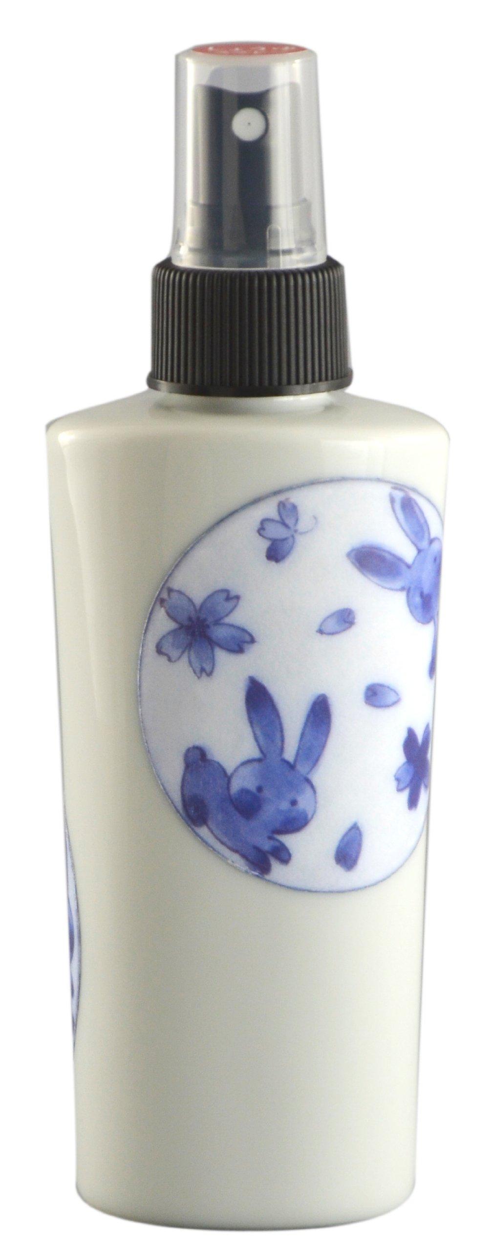 

Hasami Ware Soy Sauce Spray Flower Rabbit Design (Arita Ware) Bottle, белый