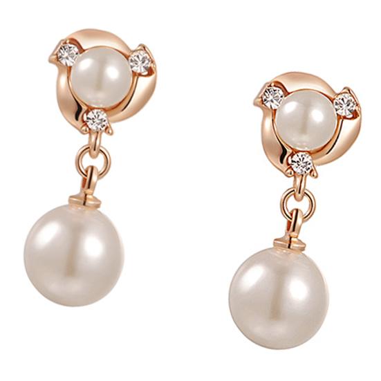 

Женские серьги-гвоздики с искусственным жемчугом 9К в подарок