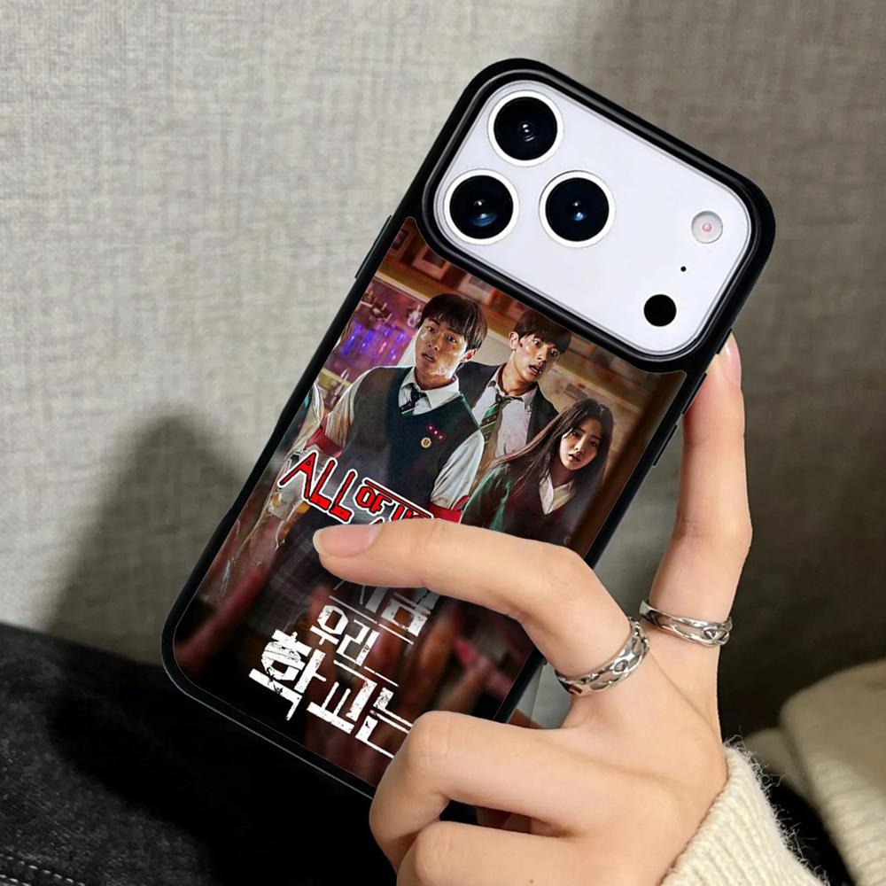 Capa Case for iPhone 17 Air 16 Pro Max 15 Plus 11 13 Mini 14 12 Back Phone Cover All of us are dead