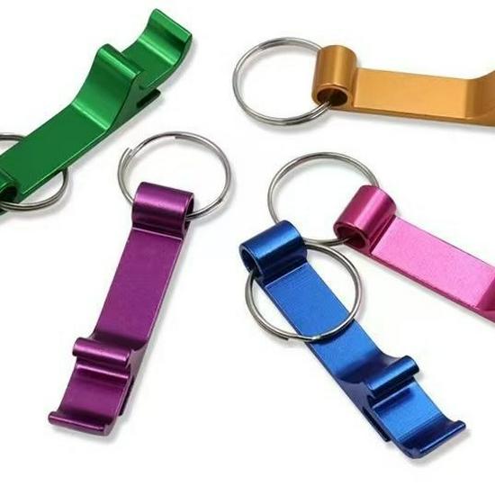 Zakázkový přívěsek na klíče z hliníkové slitiny otvírák na pivo s QR kódem