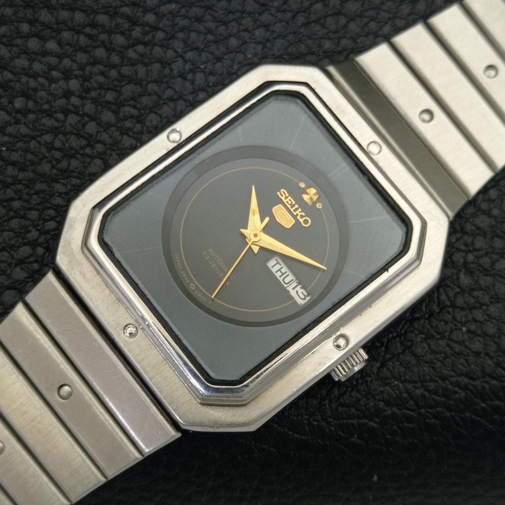 Seiko 5 AUTOMATIC JAPAN BOY 2949A VINTAGE ORIGINAL DIAL WATCH A704307-1 R213i-a704307