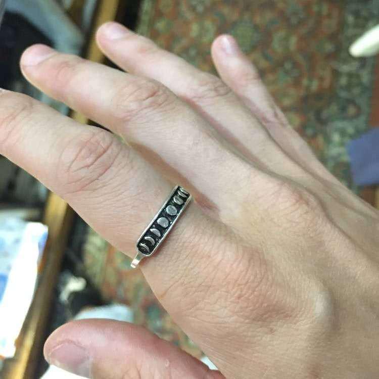 Retro Moon Lack Moon Round Women'S Ring Hipster Ring Jewelry