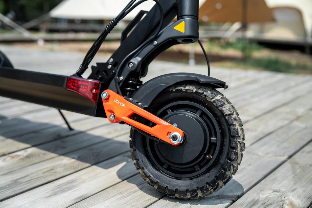 JOYOR T10 Electric Scooter 2*1000W Motor, 60V 18Ah Battery, 10 Inch Off-Road Tires, 75KM Range, Hydraulic Brakes E-Scooter