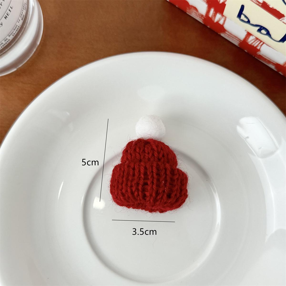 

Миниатюрный набор из шерстяной вязаной шапки и шарфа для кукол ручной работы - Рождественские украшения и аксессуары своими руками Ball Christmas Hat белый/вино красного