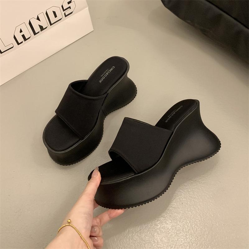 High-heeled Slippers Women's Summer Outer Wear 2025 New High-end Matching Skirt Heightened Thick-soled One-word Slippers Silver Cool Slippers
