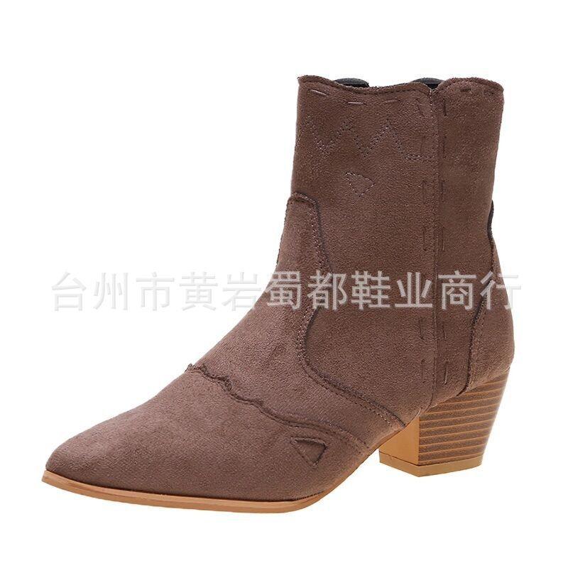 Pointed Middle Heel Martin Boots Women's Autumn and Winter New Large Size Embroidered Thick Heel Women's Short Boots