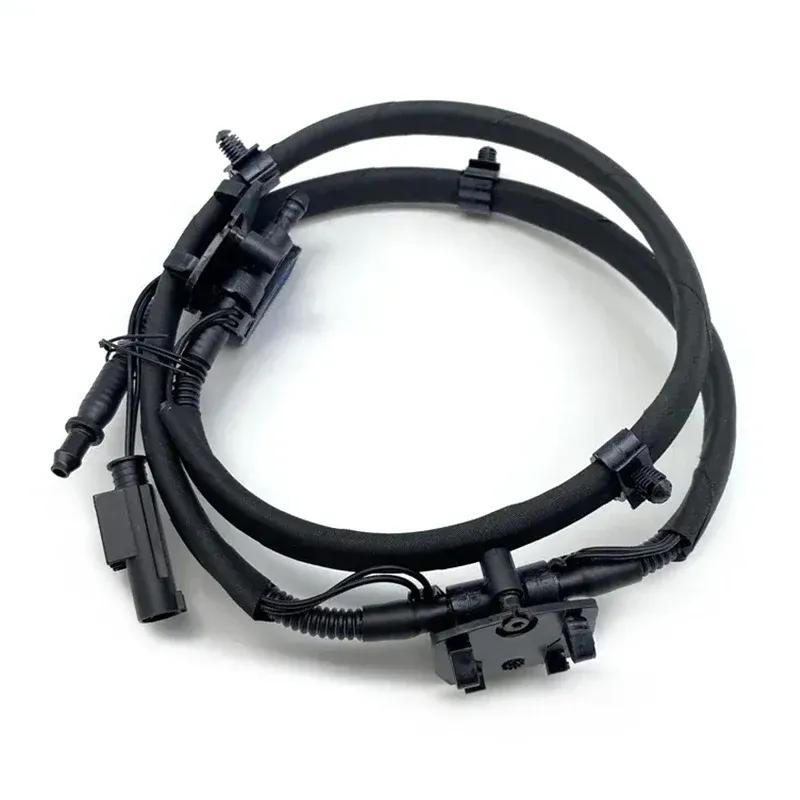 Front Windshield Washer Nozzle Spray Jet Replacement 61667367464 for BMW F32 F33 F36 F83 M4