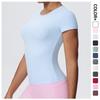Damska oddychająca koszulka slim fit do jogi i biegania