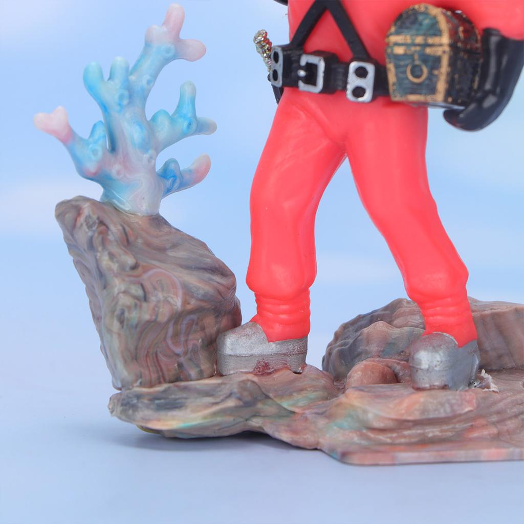 Red Diver Aquarium Treasure Sculpture Resin Fish Tank Ornament Bubble Effect Underwater Decor Desktop Decoration Photo Props