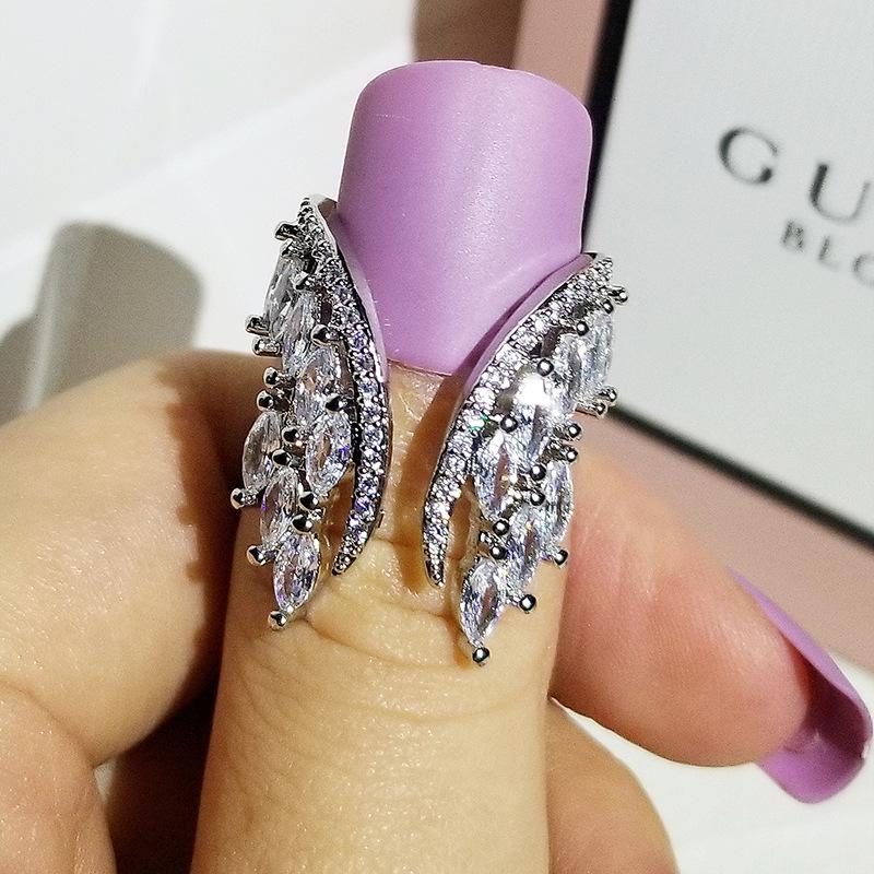New Creative Angel Wings Open Ring for Women with Delicate Micro-Inlaid AAA Zircon - Model R5432