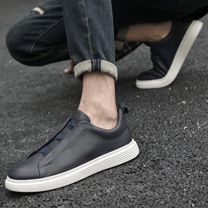 

Large size cowhide board shoes men s elastic shoelaces-free small white shoes casual loafers men s shoes 37 білий