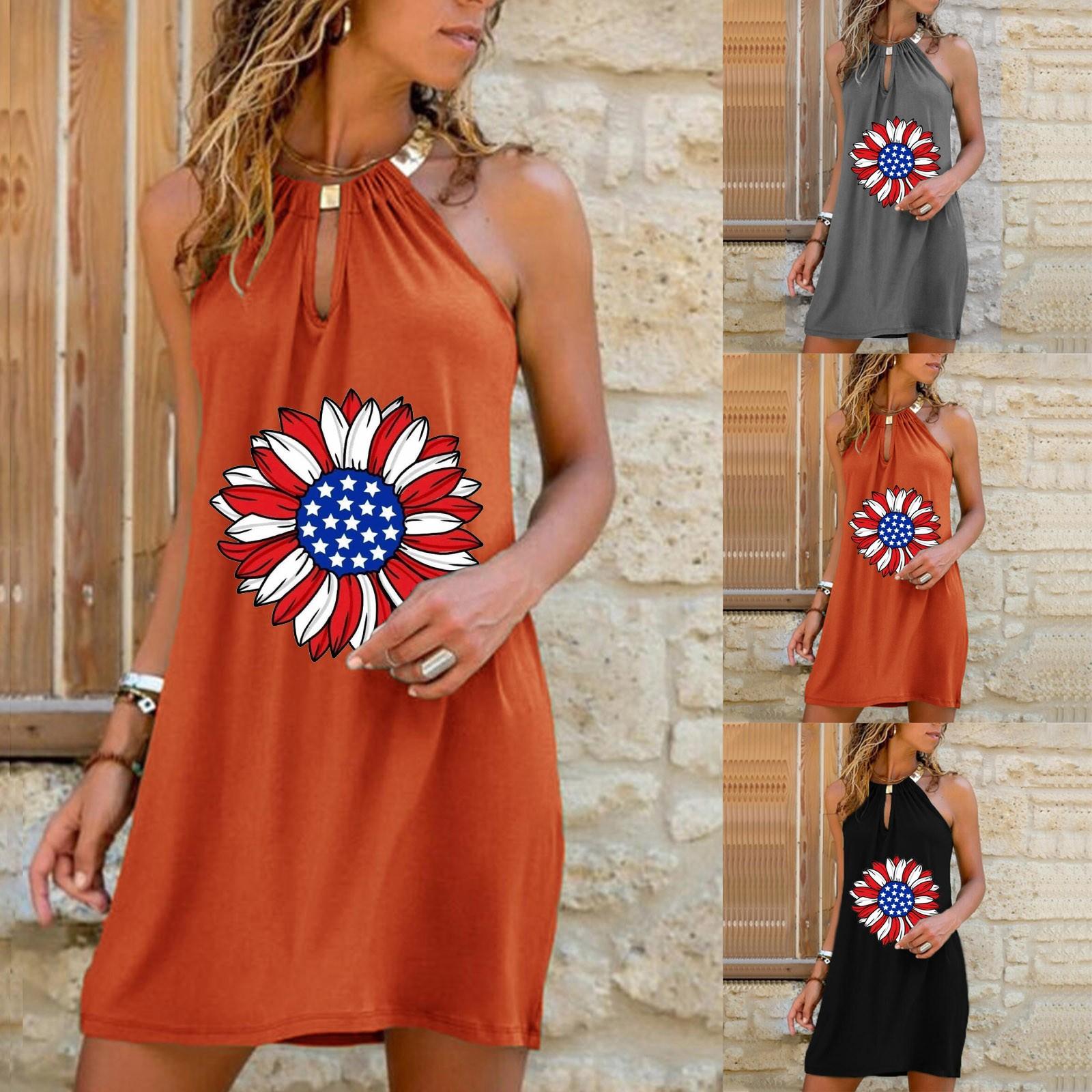 

Женское длинное платье без рукавов с принтом на бретельках ко Дню независимости