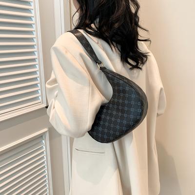 Retro Bag Women's 2025 Spring Fashion Simple Shoulder Bag Casual Crescent Bag Handbag
