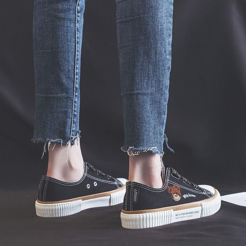 Retro bear canvas shoes women's spring new versatile student small whiteboard shoes trendy lazy shoes