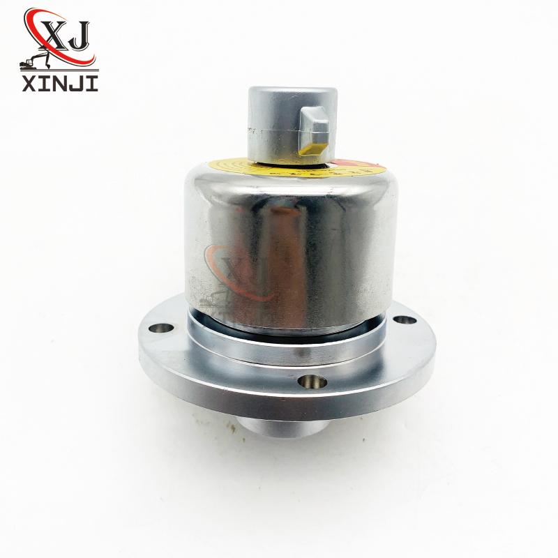 31EE 02100 31EE-02100 For Hyundai Air Breather Filter Tank R55 7 R110 7 R160LC 7 R210LC