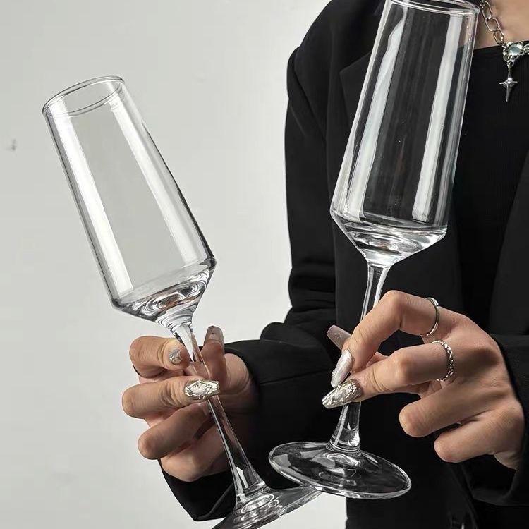 

Lead-Free European Crystal Butterfly Champagne Glass - Romantic Wedding Toast and Engagement Gift