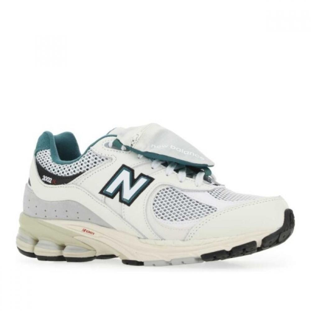 New Balance Mesh Sneakers M2002rvd Seasalt