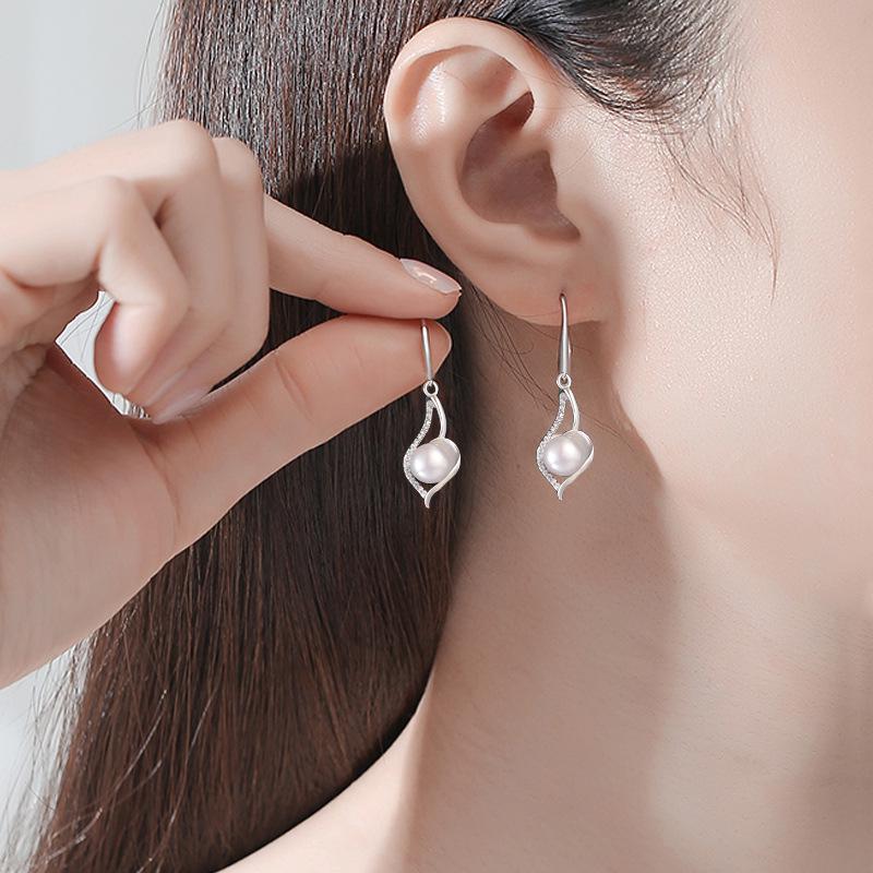 S925 Sterling Silver Baguette Pearl Dangle Earrings for Women - High-End Fashionable Water Drop Slimming Design (2026)