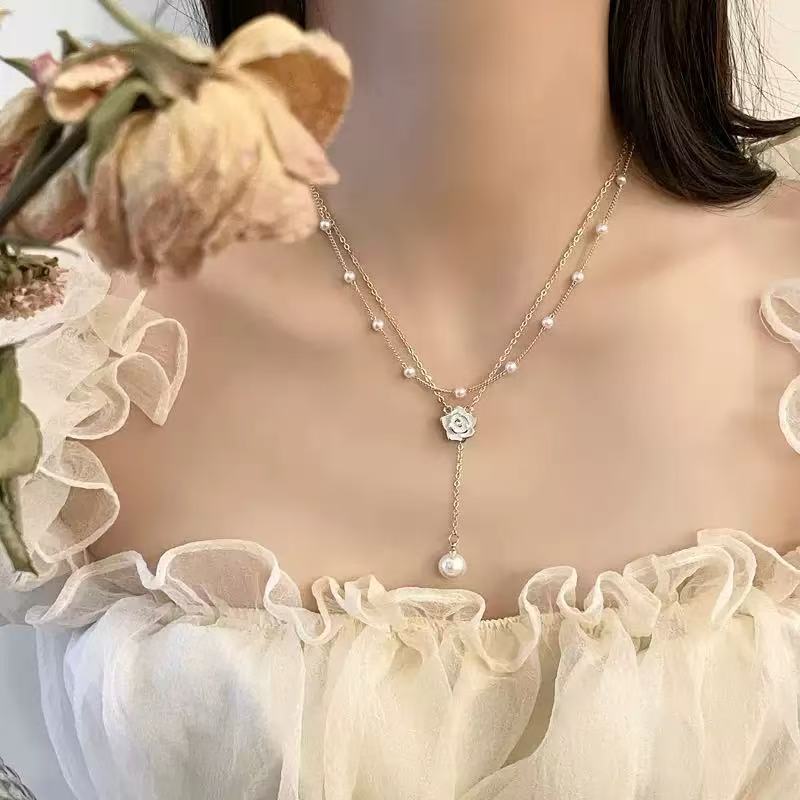 Pearl Necklace Women's High-end Clavicle Chain New Light Luxury Niche Personality Versatile Broken Silver Neck Chain