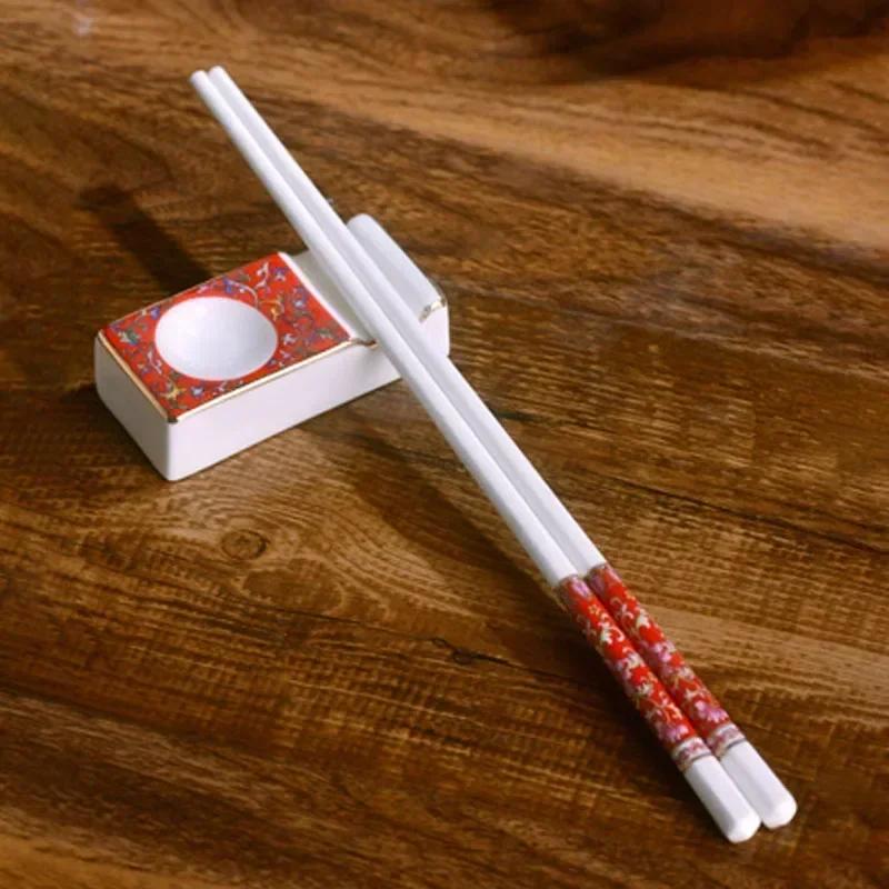 Emaljröd Keramisk Middagsservis Tallrikar och Fat Kinesiska Vintage Tallrikar och Skålar Hushålls Porslin Matsal Serveringsbricka