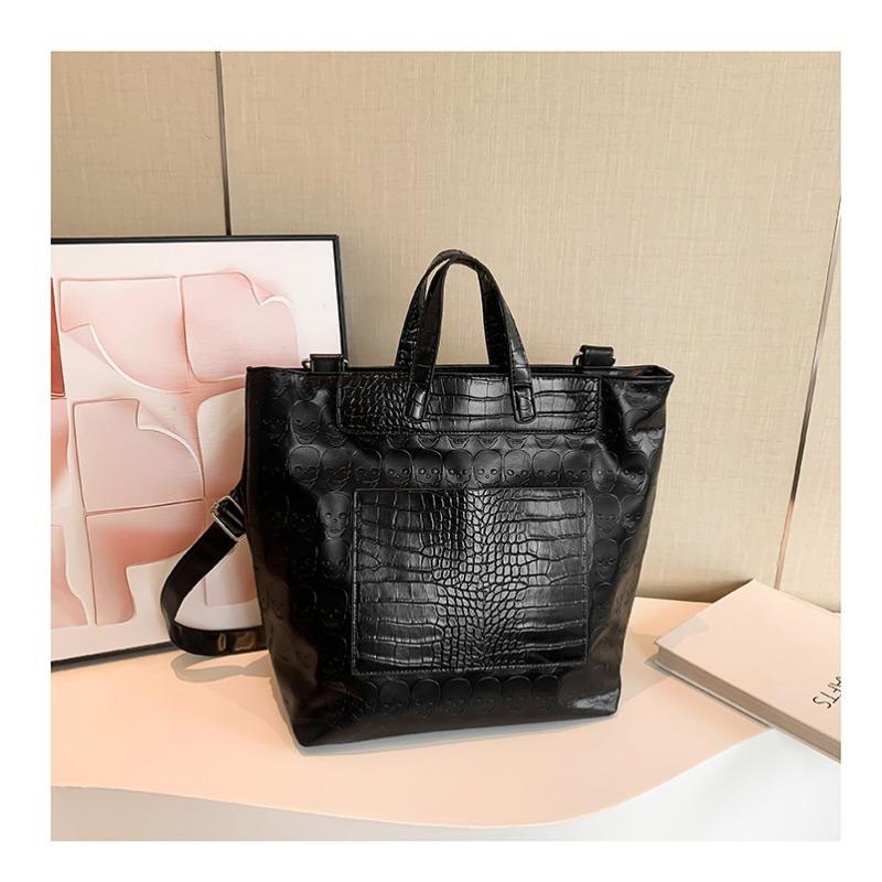 

Large capacity bag women s summer versatile new messenger bag casual portable commuter tote bag чёрный