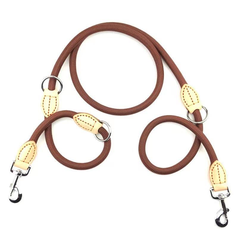 

Поводок для питомца поводок для собаки двойной поводок нейлоновый поводок с двумя концами поводок товары для собак thick 1.0CM long 2.1CM темно-коричневого